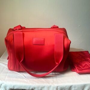 Dagne Dover medium Landon in Poppy red